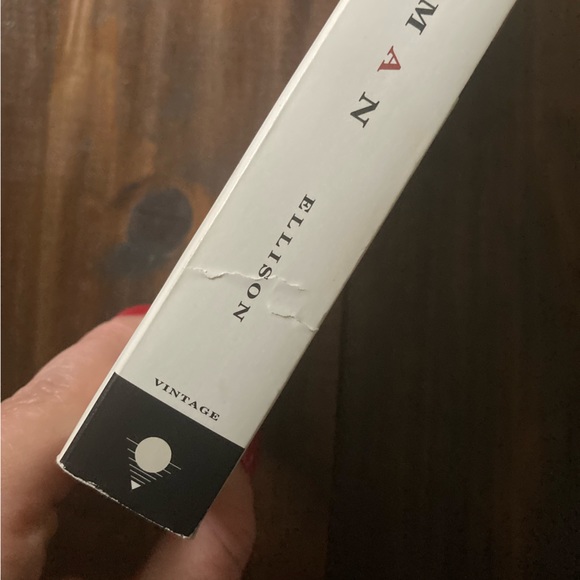 Invisible Man by Ralph Ellison. Paperback. Great condition. - Picture 3 of 7